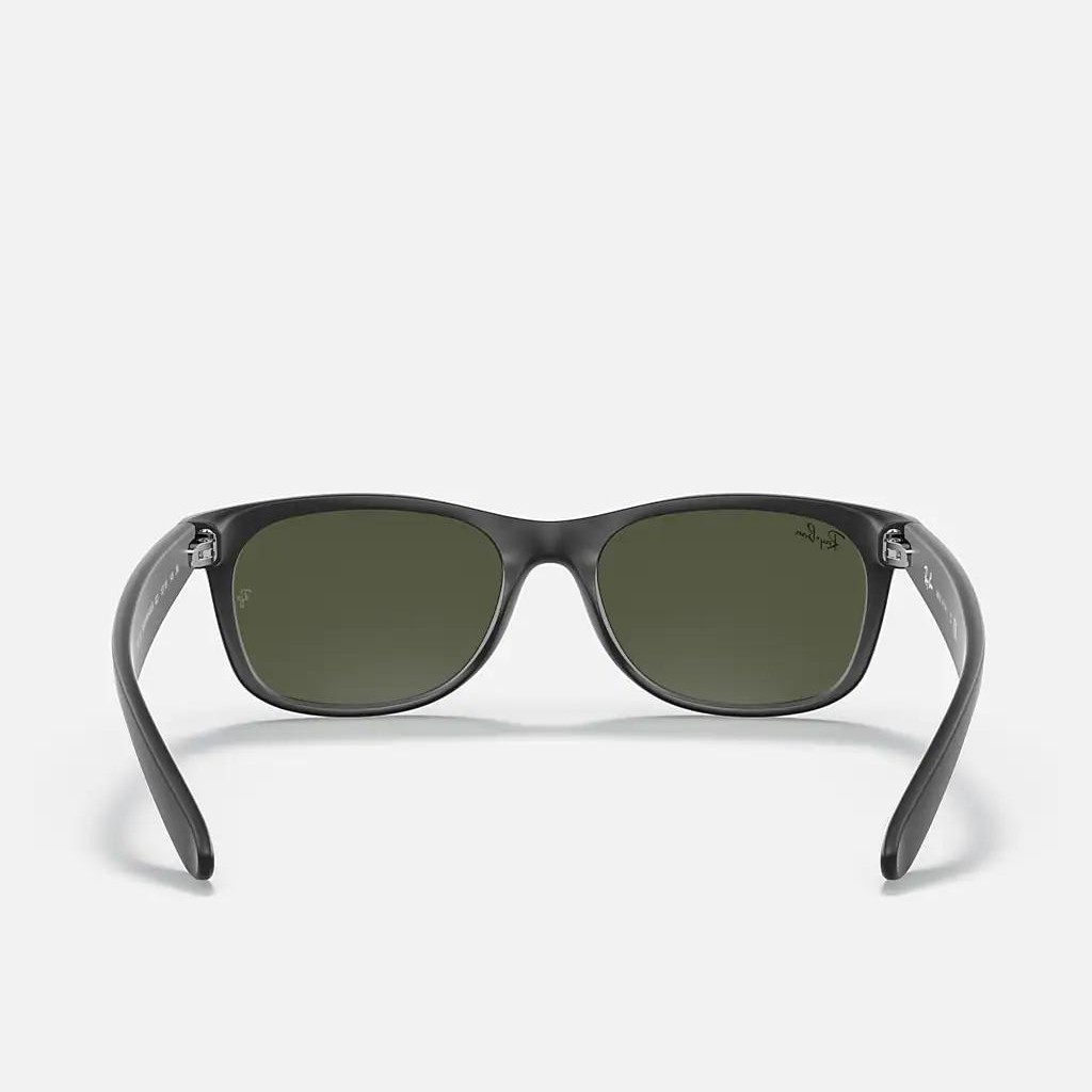 Kính Ray-Ban New Wayfarer Classic Đen Nhám Xanh Lá