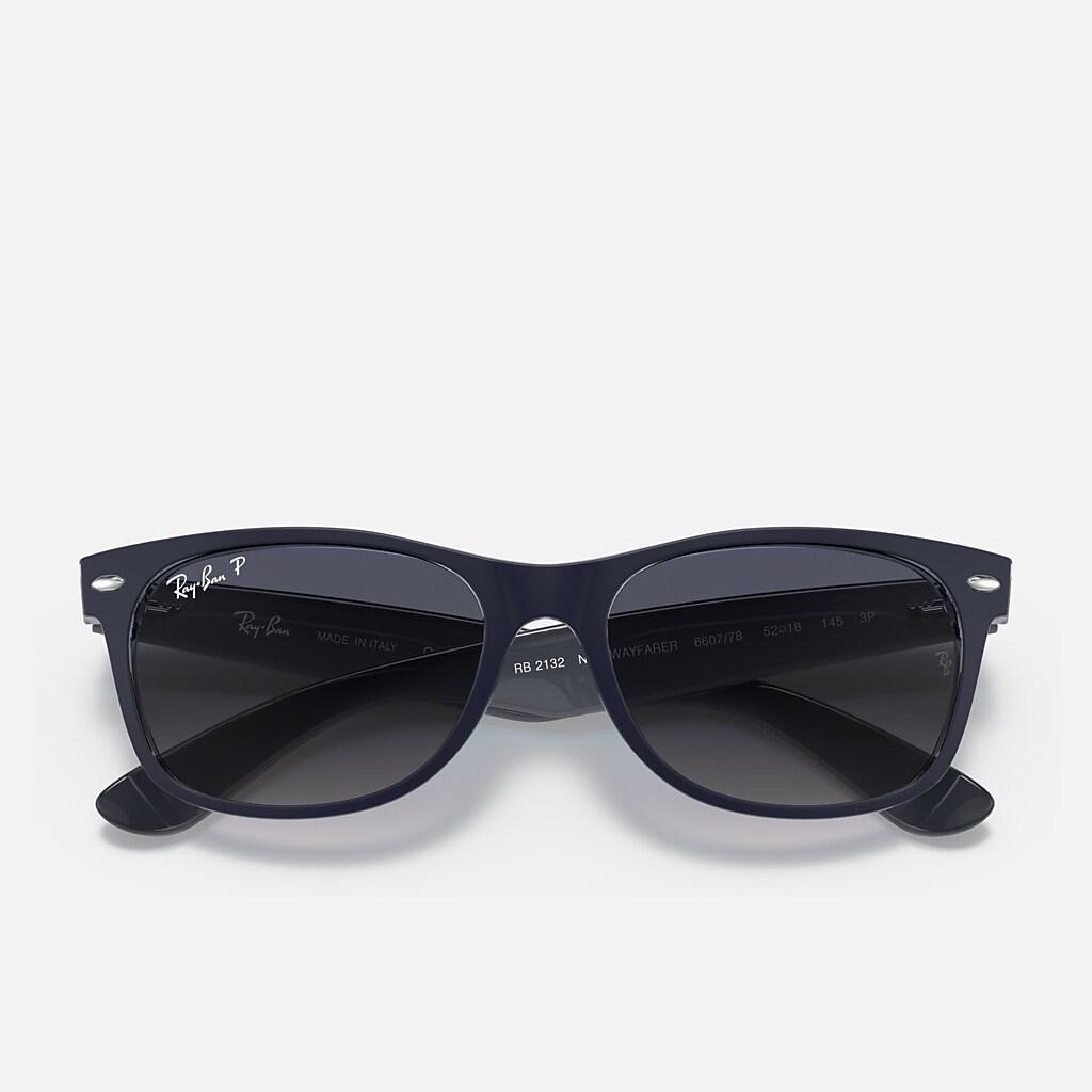 Kính Ray-Ban New Wayfarer Classic Polarized Xanh Dương Nhám