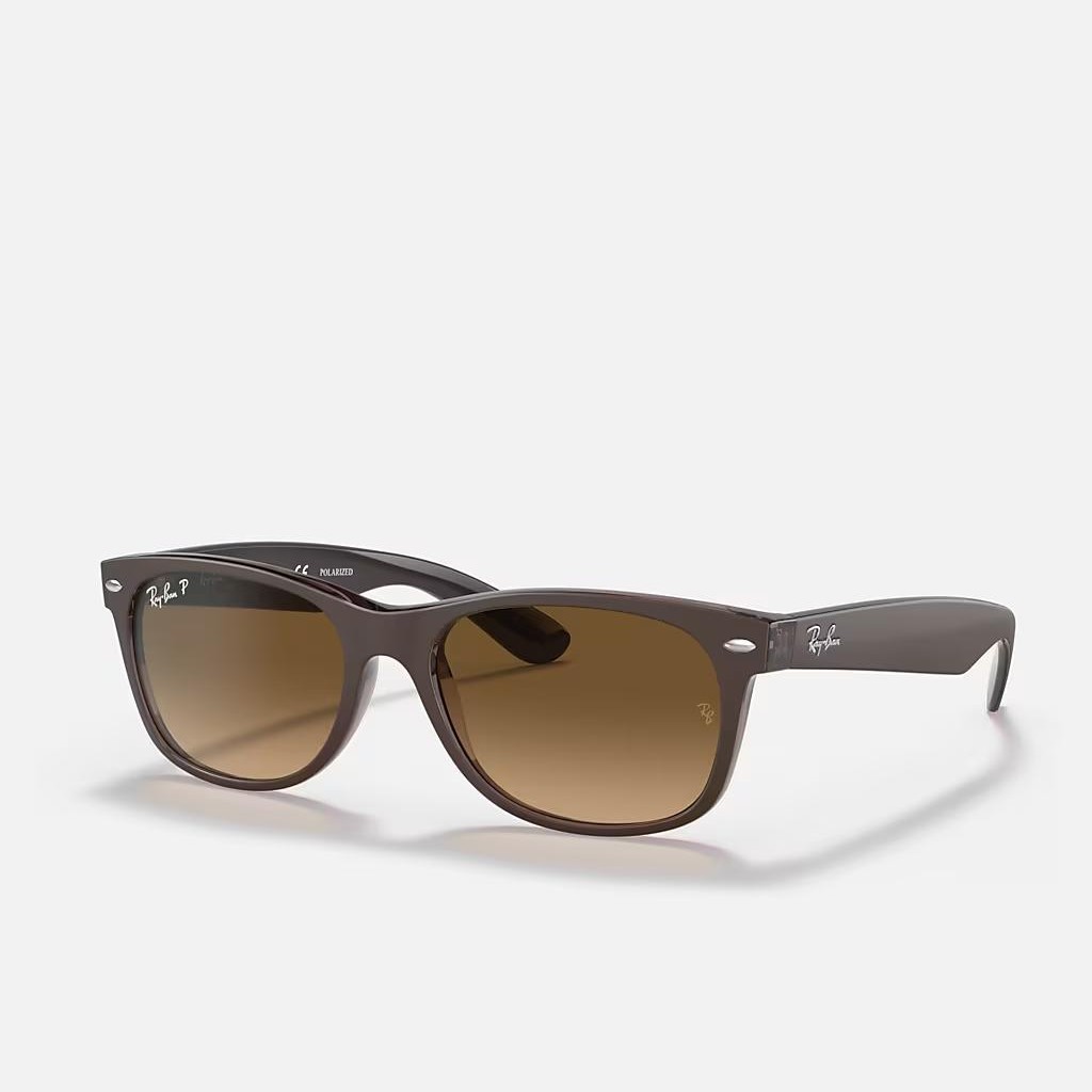 Kính Ray-Ban New Wayfarer Classic Polarized Nâu Nhám Trong