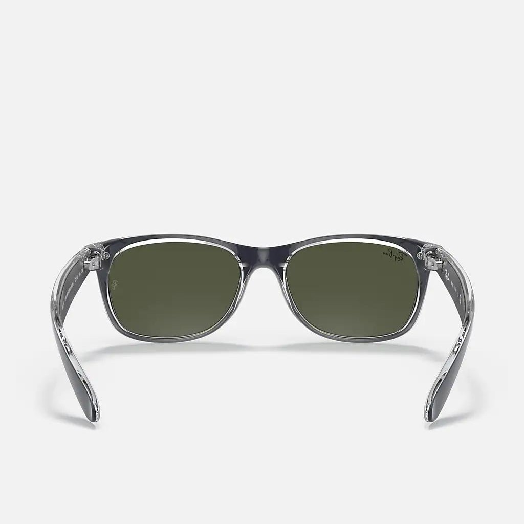 Kính Ray-Ban New Wayfarer Bicolor Xanh Dương Nhám Xanh Lá