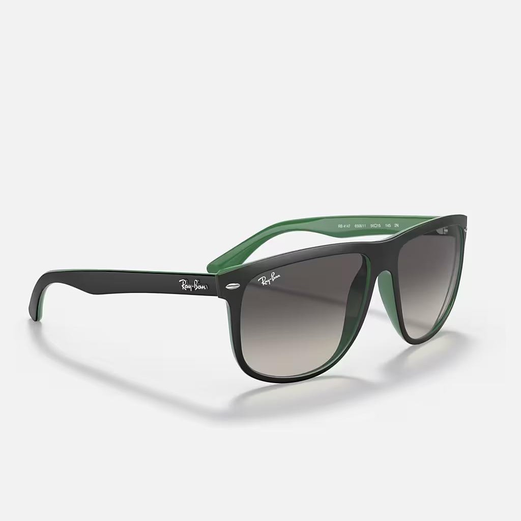 Kính Ray-Ban Boyfriend Đen Nhám Xám Sáng