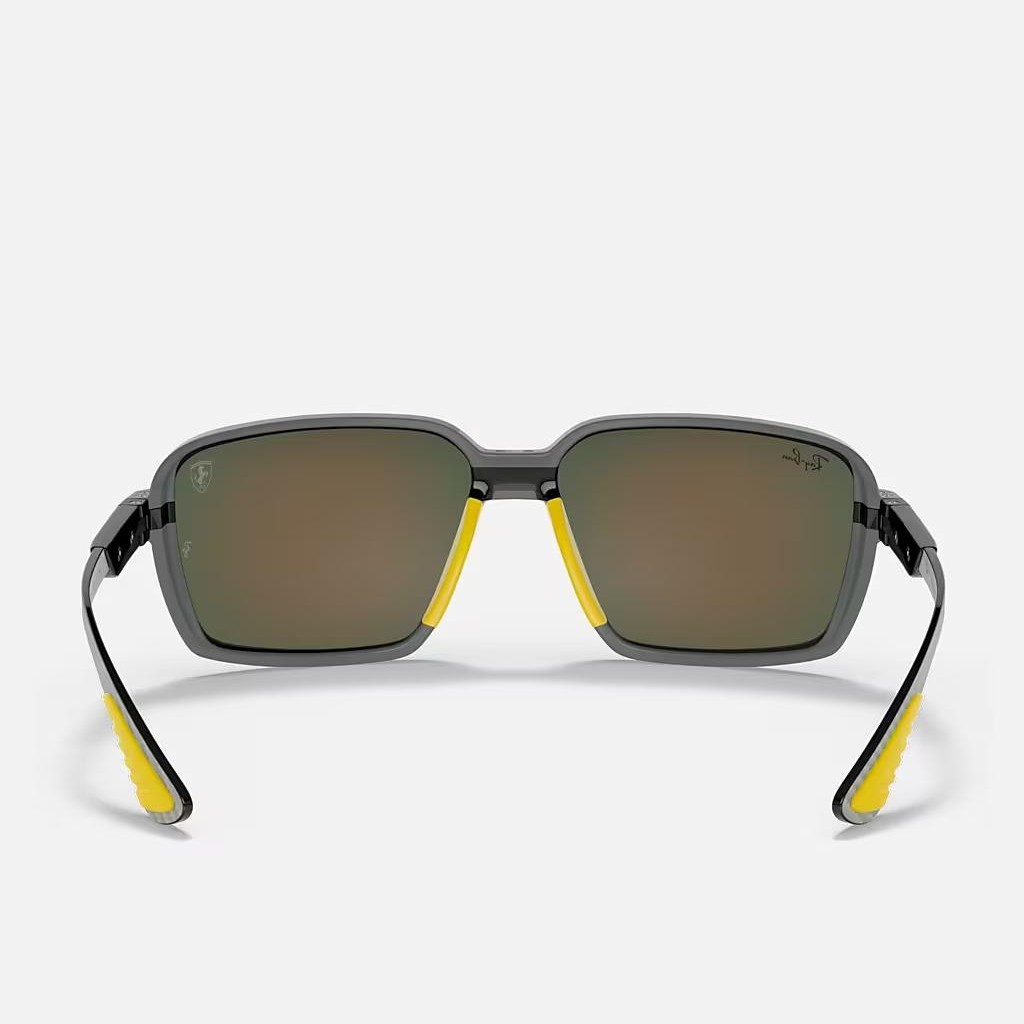 Kính Ray-Ban Rb8360M Scuderia Ferrari Collection Xám Đỏ