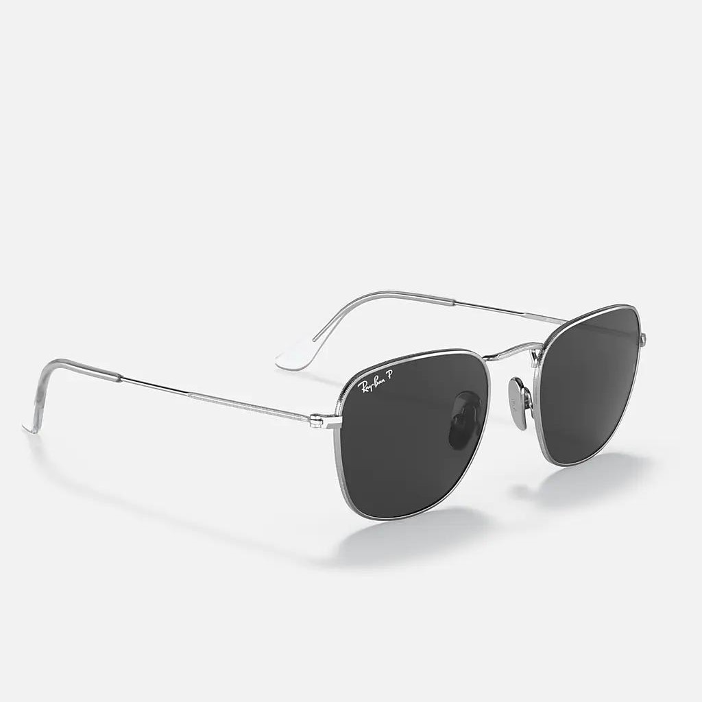 Kính Ray-Ban Frank Titanium Polarized Bạc Đen