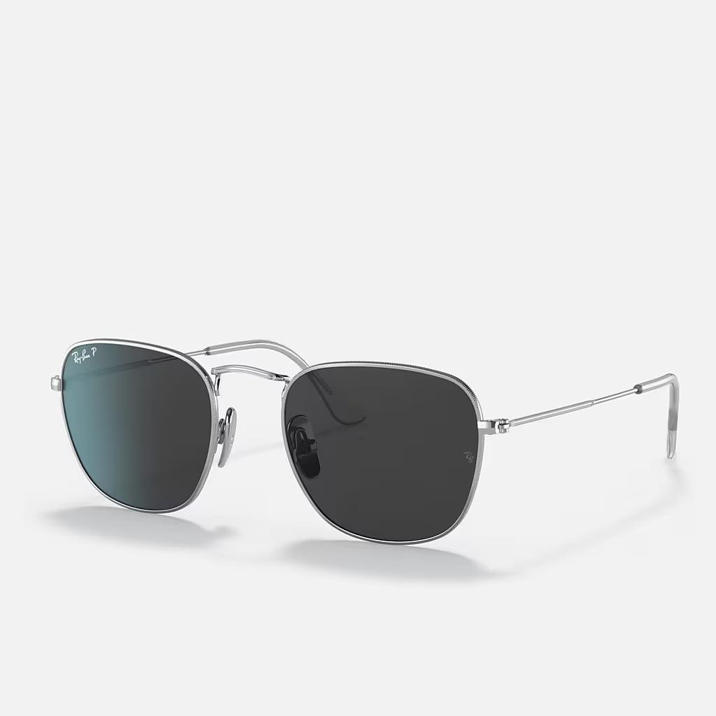 Kính Ray-Ban Frank Titanium Polarized Bạc Đen