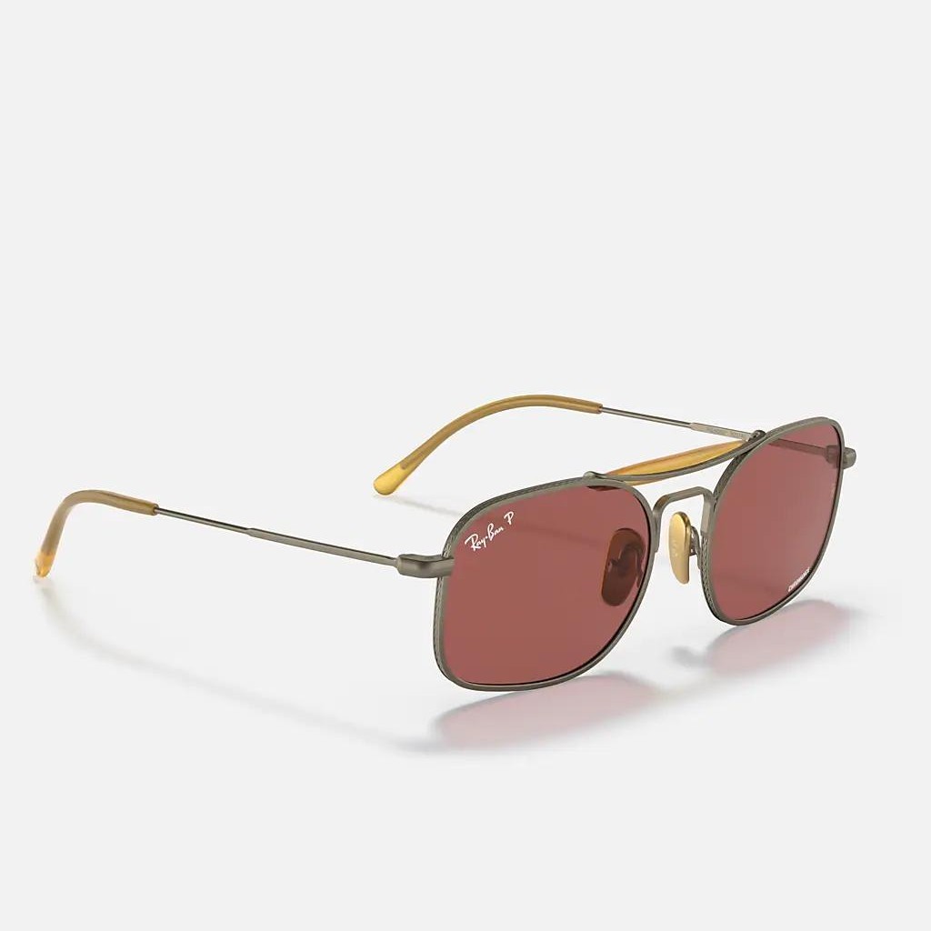 Kính Ray-Ban Rb8062 Titanium Polarized Vàng Tím