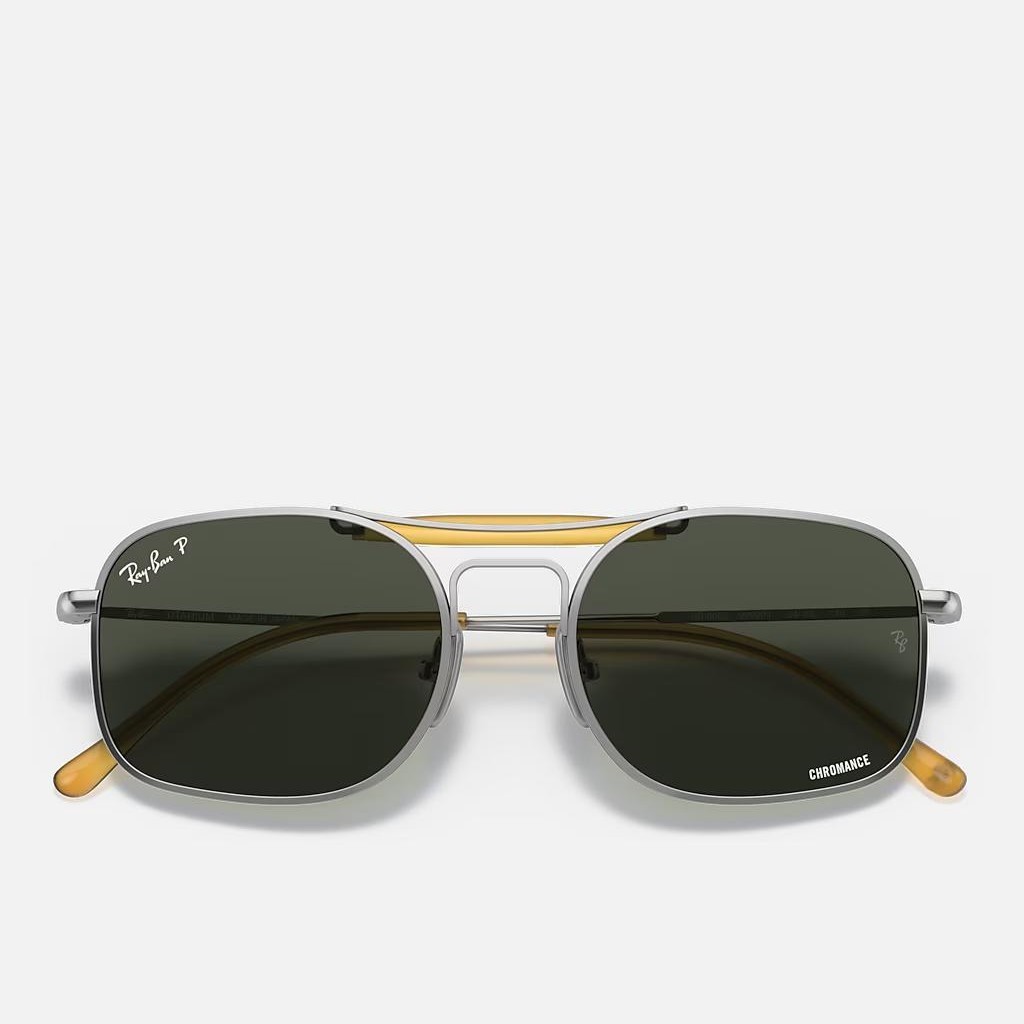 Kính Ray-Ban Rb8062 Titanium Polarized Bạc Xanh Lá Đậm