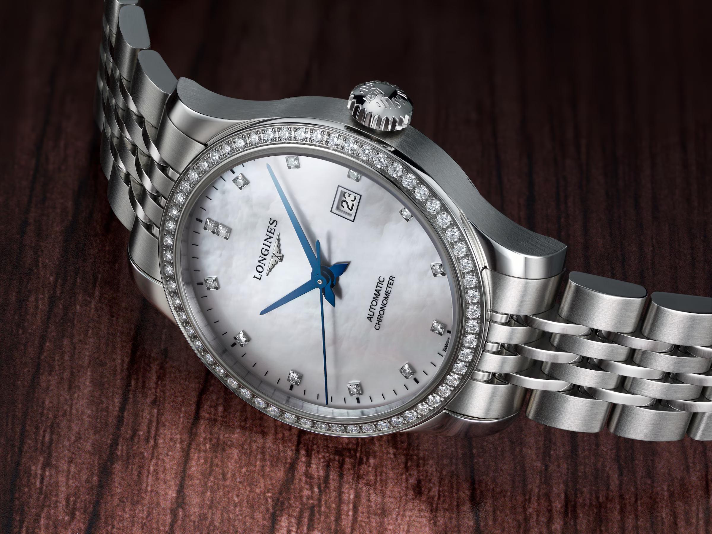 Đồng Hồ Longines Record Nữ 30mm Bạc