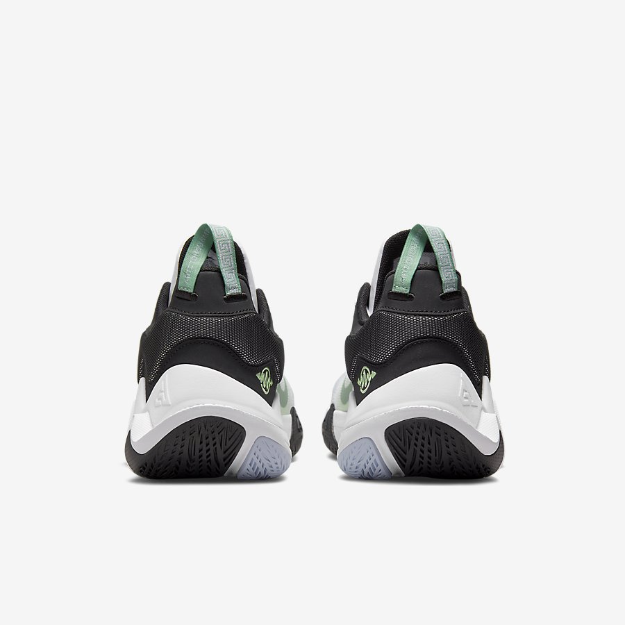 Giày Nike Giannis Immortality 2 Nữ Trắng Đen