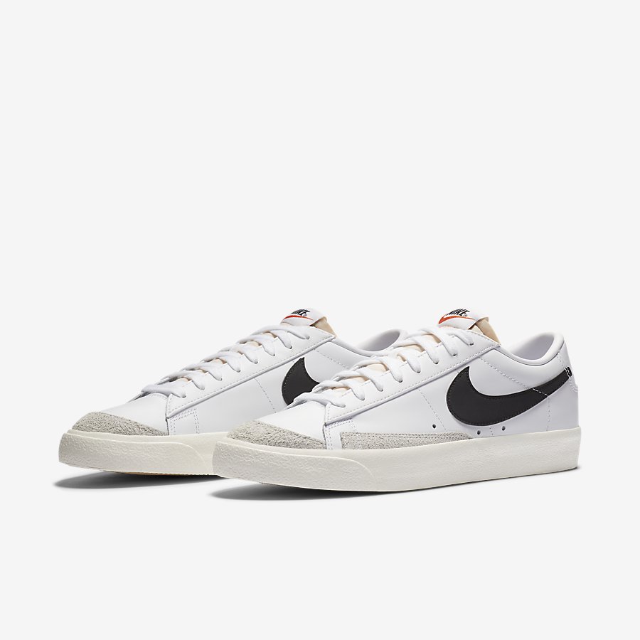 Giày Nike Blazer Low '77 Vintage Nam Trắng Đen