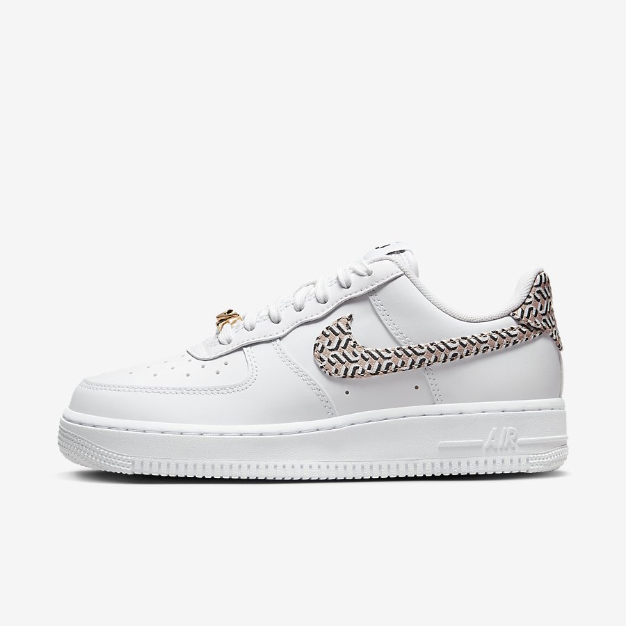 Giày Nike Air Force 1 Lx United Nữ Trắng Be