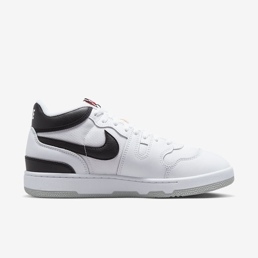 Nike Attack Black And White Nữ 