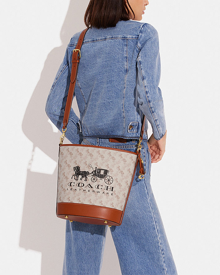 Túi Coach Dakota Bucket Bag With Horse And Carriage Print Nữ Trắng Nâu