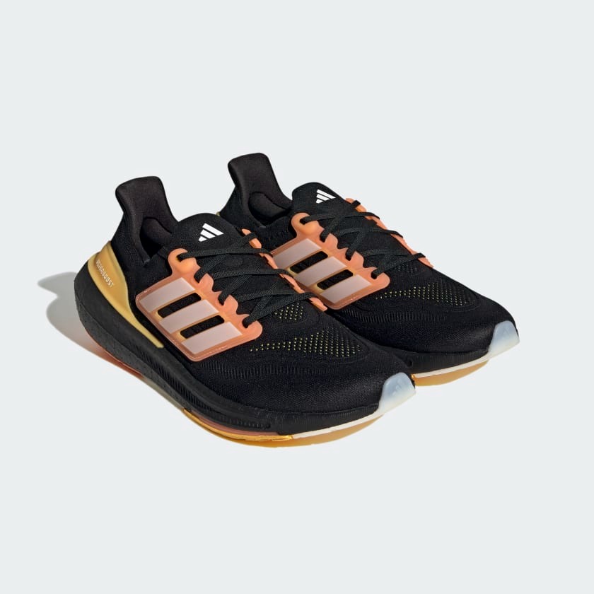 Giày Adidas Ultraboost Light Nam Đen Cam Vàng