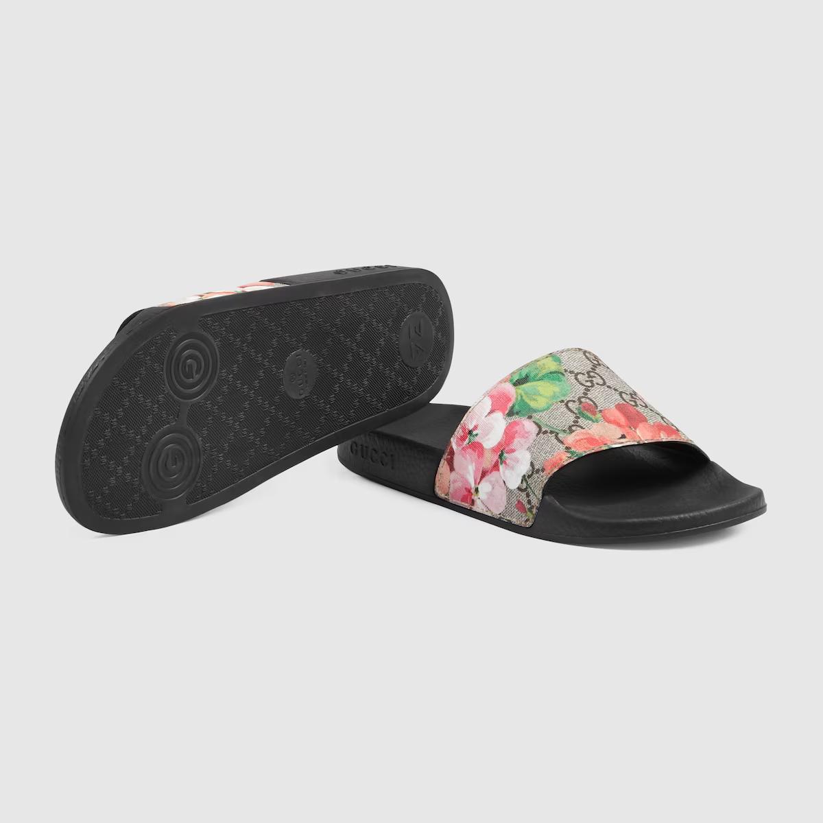 Giày Gucci Gg Blooms Supreme Floral Slide Sandal Nữ Đen Hồng