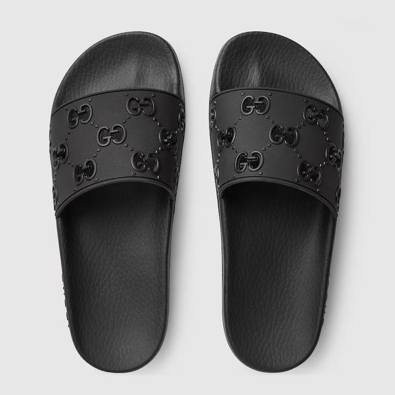 Giày Gucci Rubber Gg Slide Sandal Nữ Đen