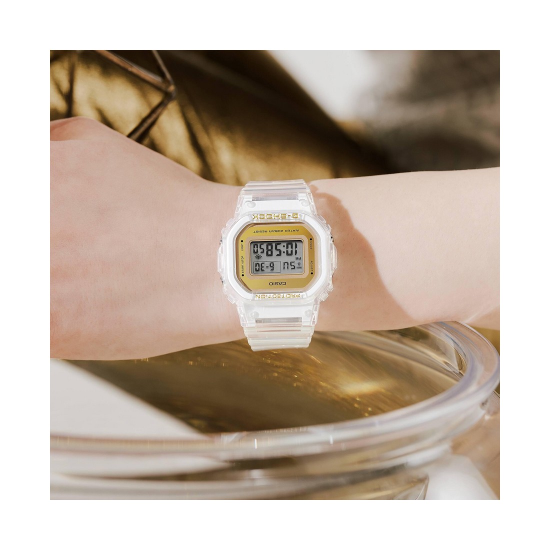 Đồng Hồ Casio Gmd-S5600Sg-7 Nữ Trắng Vàng