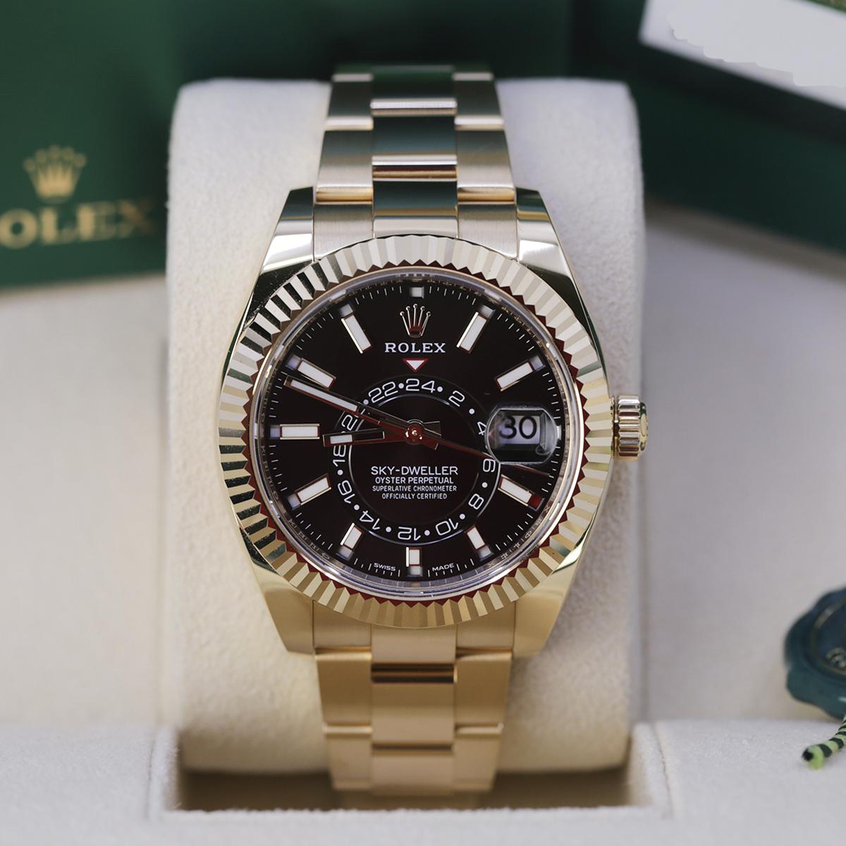 Đồng Hồ Rolex Sky Dweller 326938 42mm Nam Đen Vàng