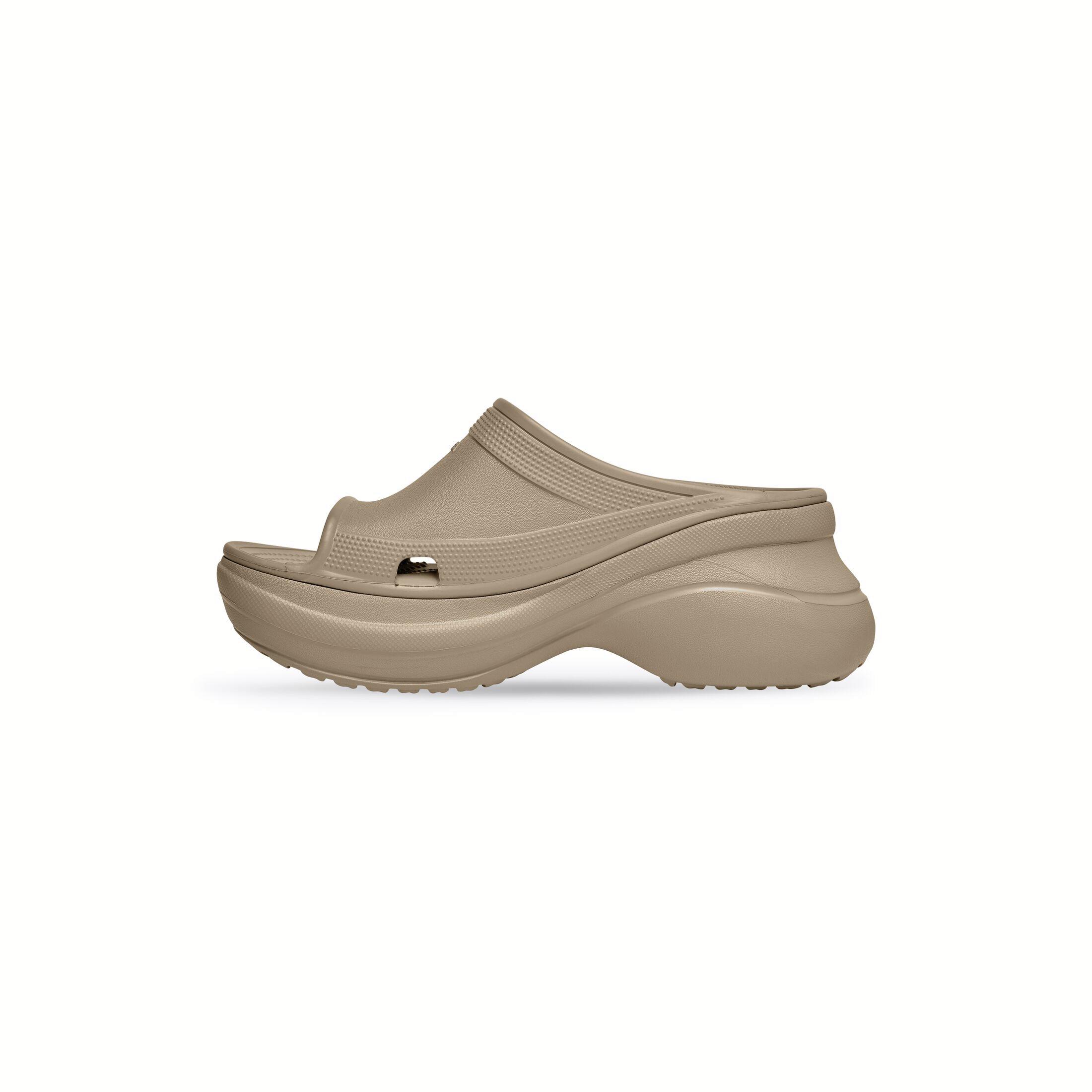 Dép Balenciaga Pool Crocs™ Slide Sandal Nam Nâu Nhạt