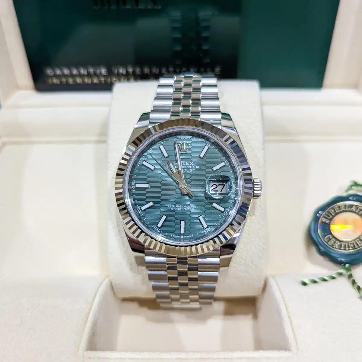 Đồng Hồ Rolex Datejust 126334 41mm Nam Xanh Lá Xám