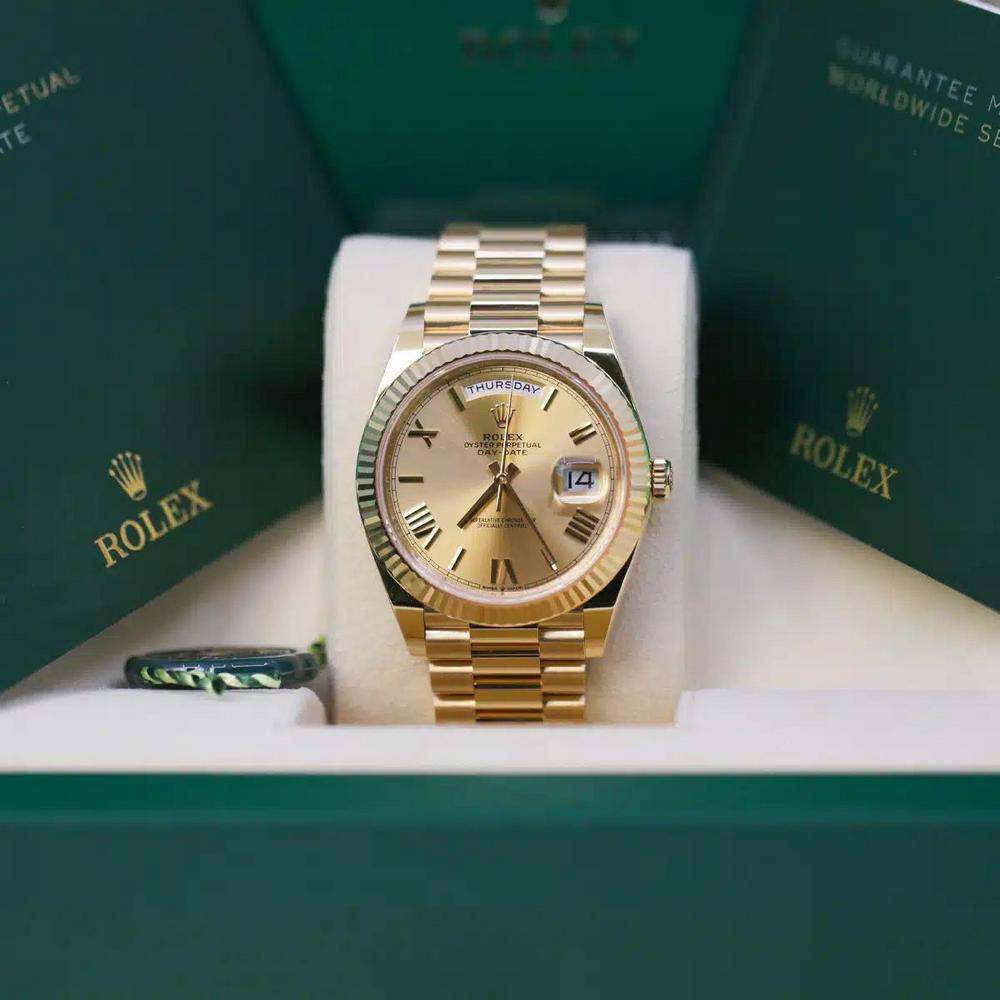 Đồng Hồ Rolex Day-Date 228238 Champagne Roman 40mm Nam Vàng