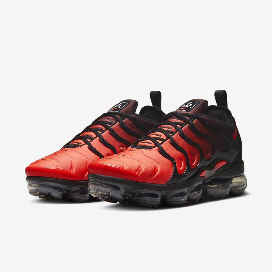 Giày Nike Air Vapormax Plus Nam Đen Cam