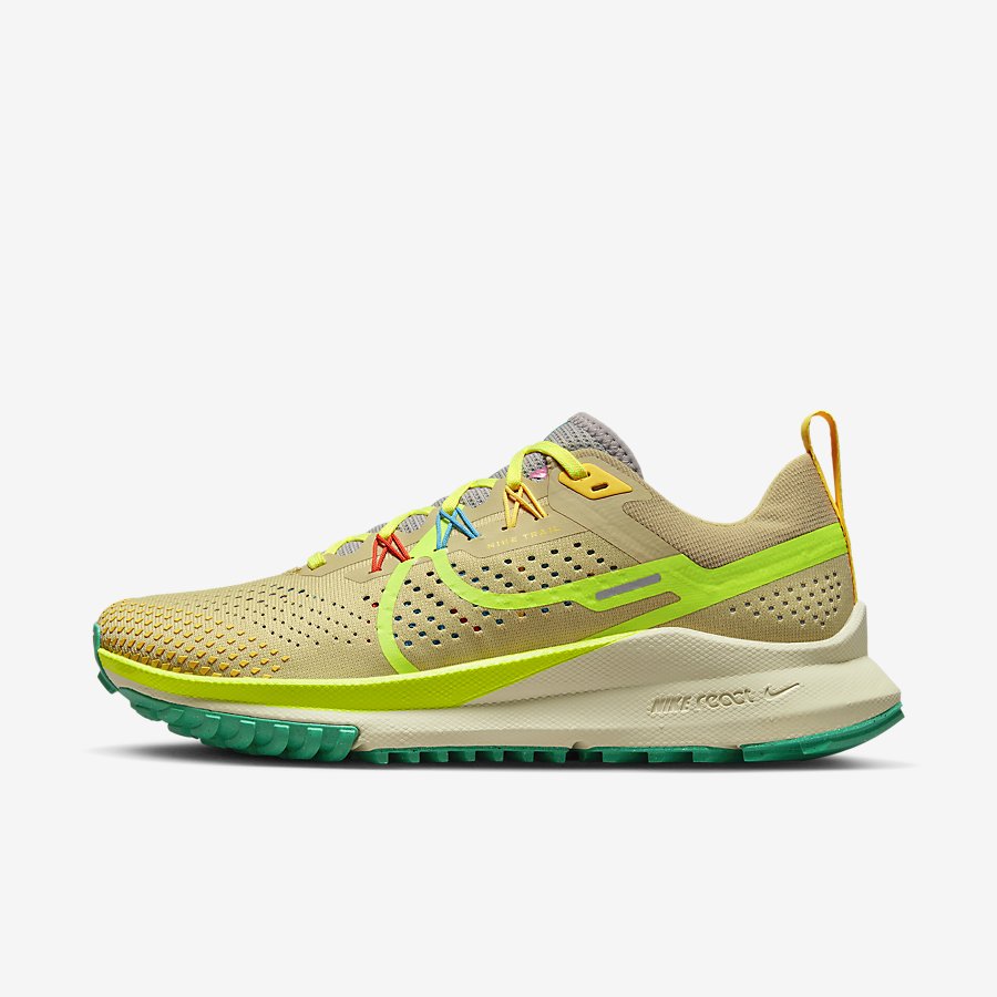 Giày Nike Pegasus Trail 4 Nữ Nâu