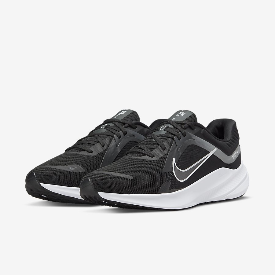 Giày Nike Quest 5 Nam Đen Trắng