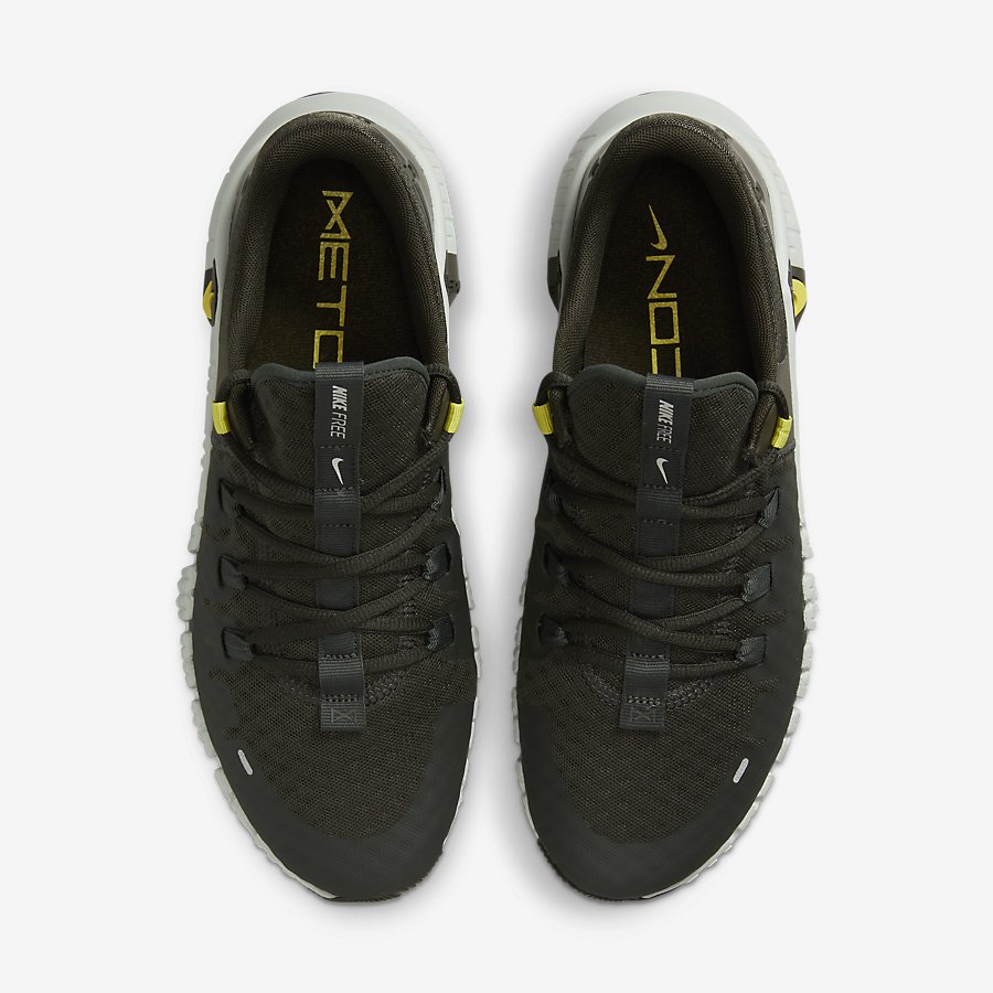 Giày Nike Free Metcon 5 Nam Nâu 