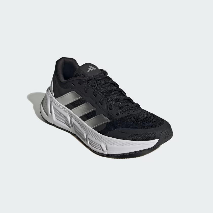 Giày Adidas Questar Nữ Đen Trắng