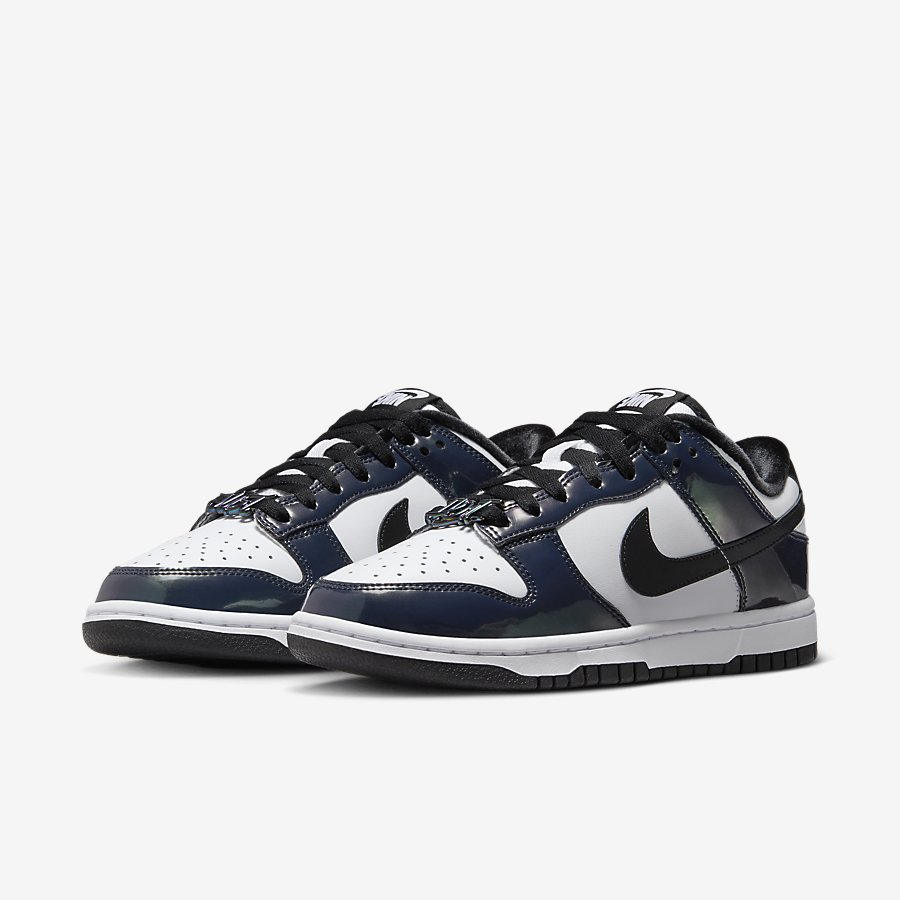 Giày Nike Dunk Low Se Nữ Trắng Đen