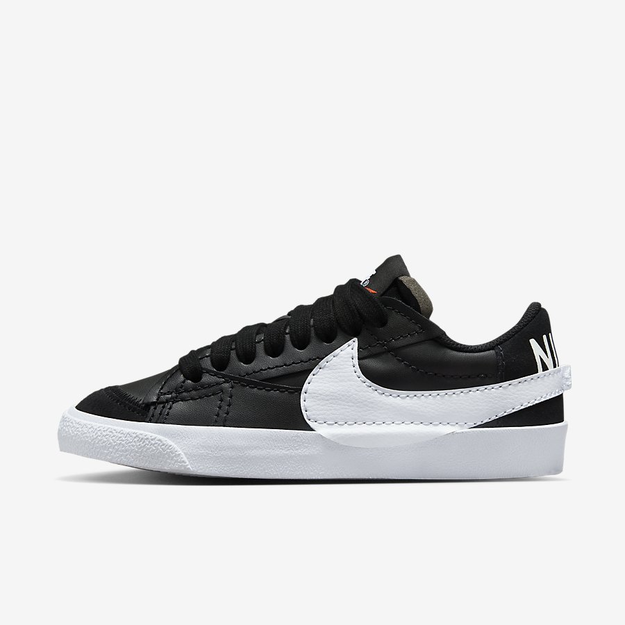 Giày Nike Blazer Low '77 Jumbo Nữ Đen Trắng