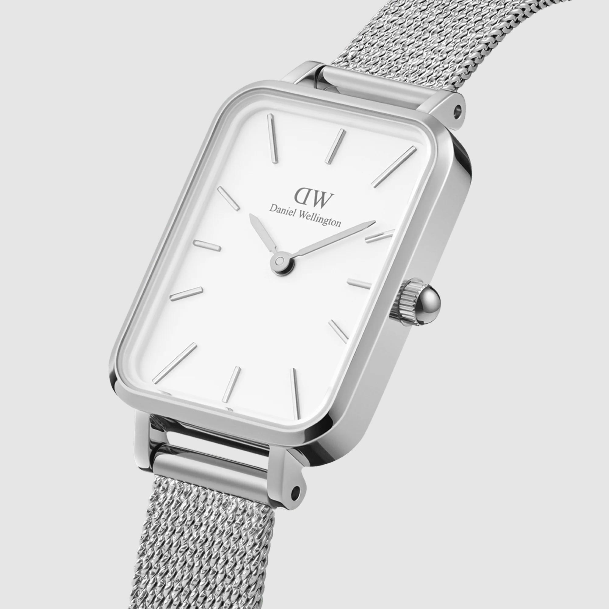 Đồng Hồ Dw Daniel Wallington Quadro Pressed Sterling Nữ Bạc 20x26mm