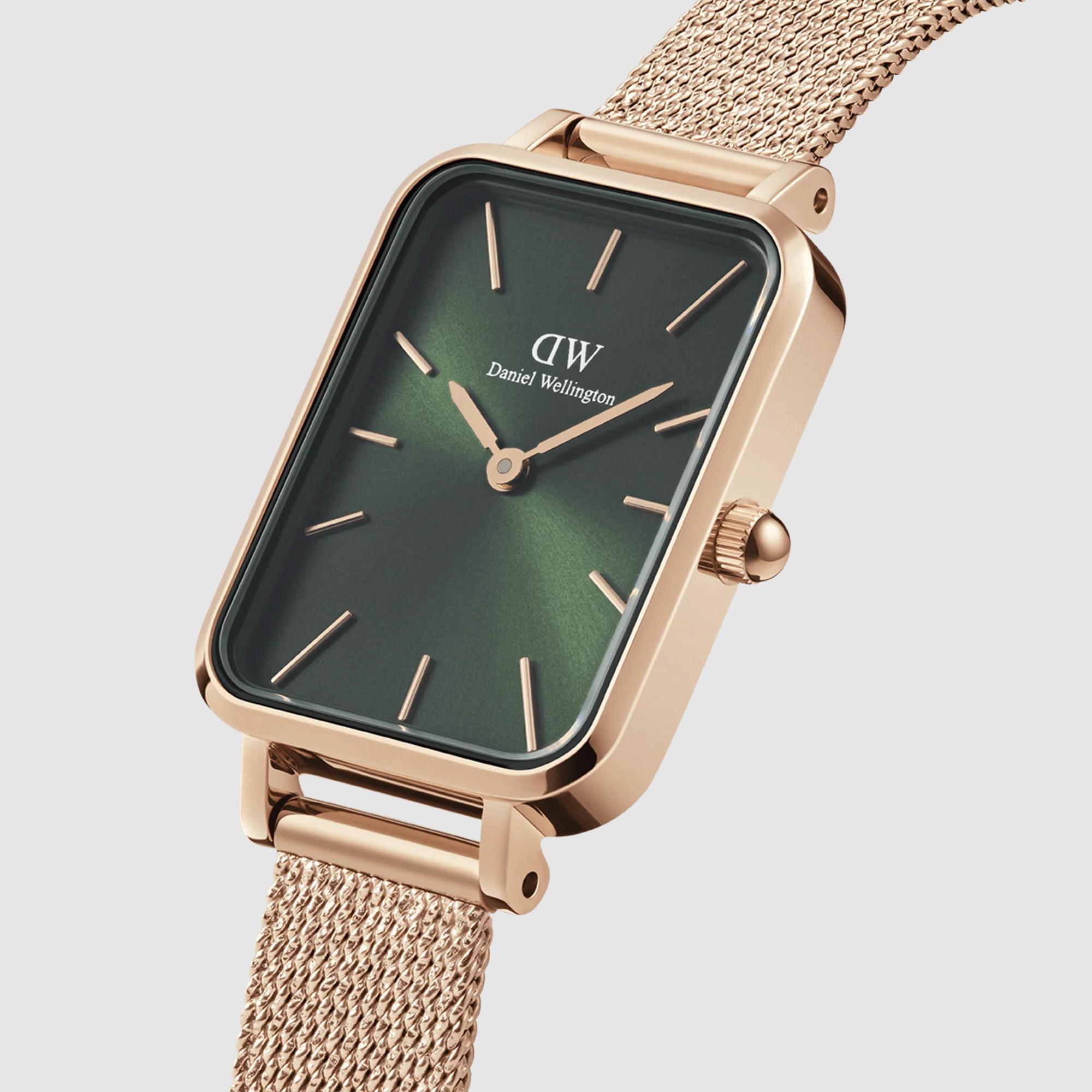 Đồng Hồ Dw Daniel Wallington Quadro Pressed Melrose Emerald Nữ Vàng Hồng 20x26mm